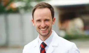 Cái chết của bác sĩ nội trú tiết lộ mặt tối của y tế Mỹ