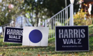 'Chấm xanh giữa biển đỏ' có thể định đoạt cục diện bầu cử Mỹ